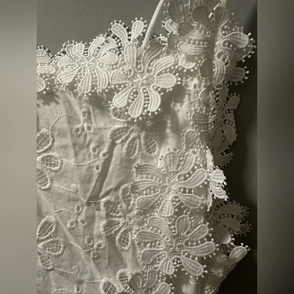 Elegant Cream Floral Maxi Dress - Picture 9 of 11